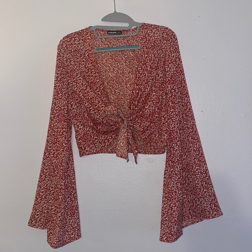 Red floral print wrap Crop Top w/ flare sleeves